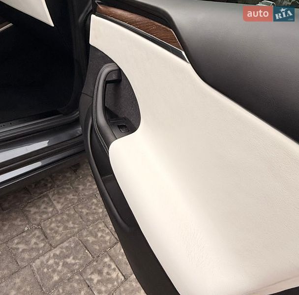 Ліфтбек Tesla Model S 2023 в Львові фото 23 Ліфтбек Tesla Model S 2023 в Львові