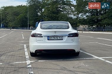 Лифтбек Tesla Model S 2017 в Одессе