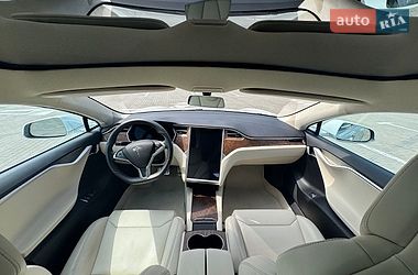 Лифтбек Tesla Model S 2017 в Одессе