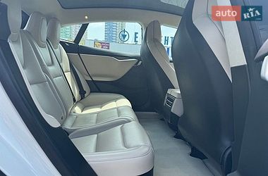 Лифтбек Tesla Model S 2017 в Одессе
