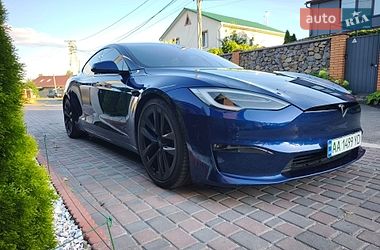 Лифтбек Tesla Model S 2022 в Киеве