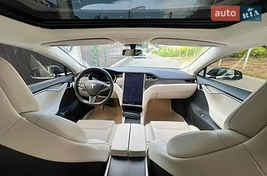 Ліфтбек Tesla Model S 2018 в Києві