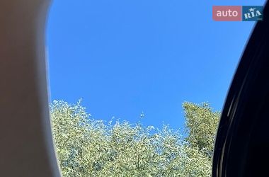 Ліфтбек Tesla Model S 2018 в Києві