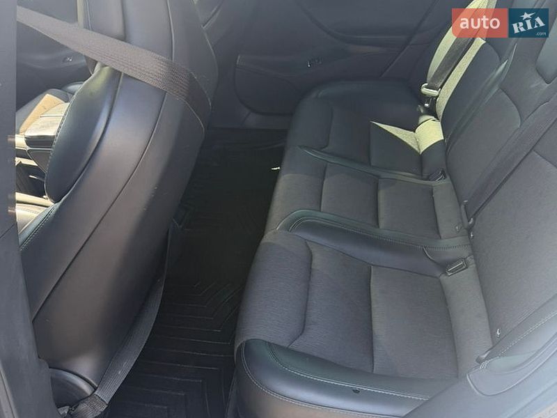 Ліфтбек Tesla Model S 2018 в Києві