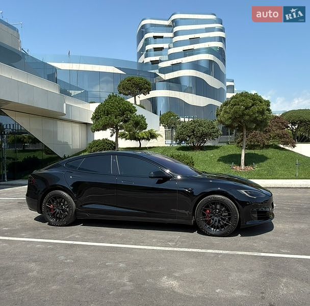 Лифтбек Tesla Model S 2018 в Днепре фото 3 Лифтбек Tesla Model S 2018 в Днепре