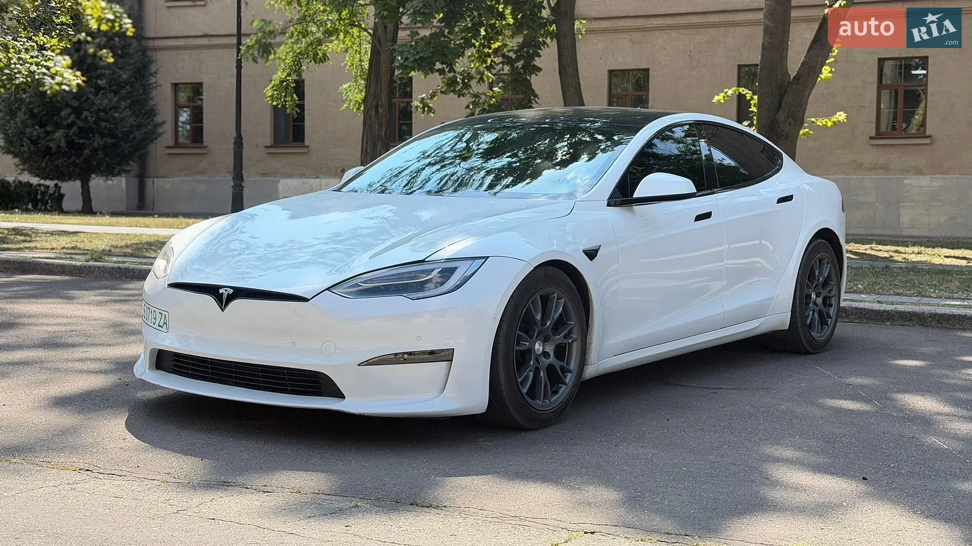 2022 Tesla Model S - мініатюра 8