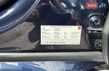 Лифтбек Tesla Model S 2014 в Киеве