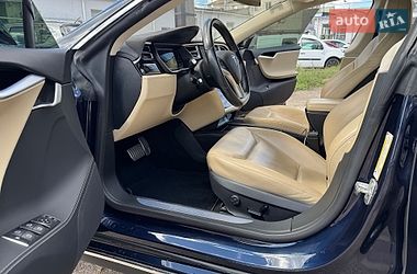 Лифтбек Tesla Model S 2014 в Киеве