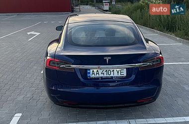 Ліфтбек Tesla Model S 2018 в Ірпені