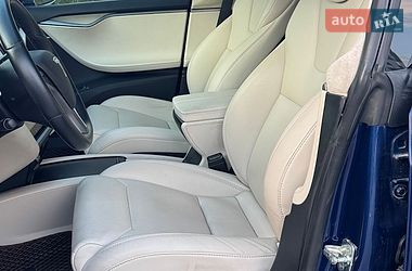 Ліфтбек Tesla Model S 2018 в Ірпені
