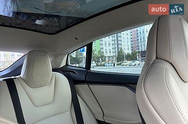 Ліфтбек Tesla Model S 2018 в Ірпені