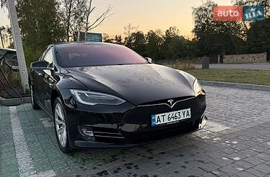 Ліфтбек Tesla Model S 2017 в Івано-Франківську
