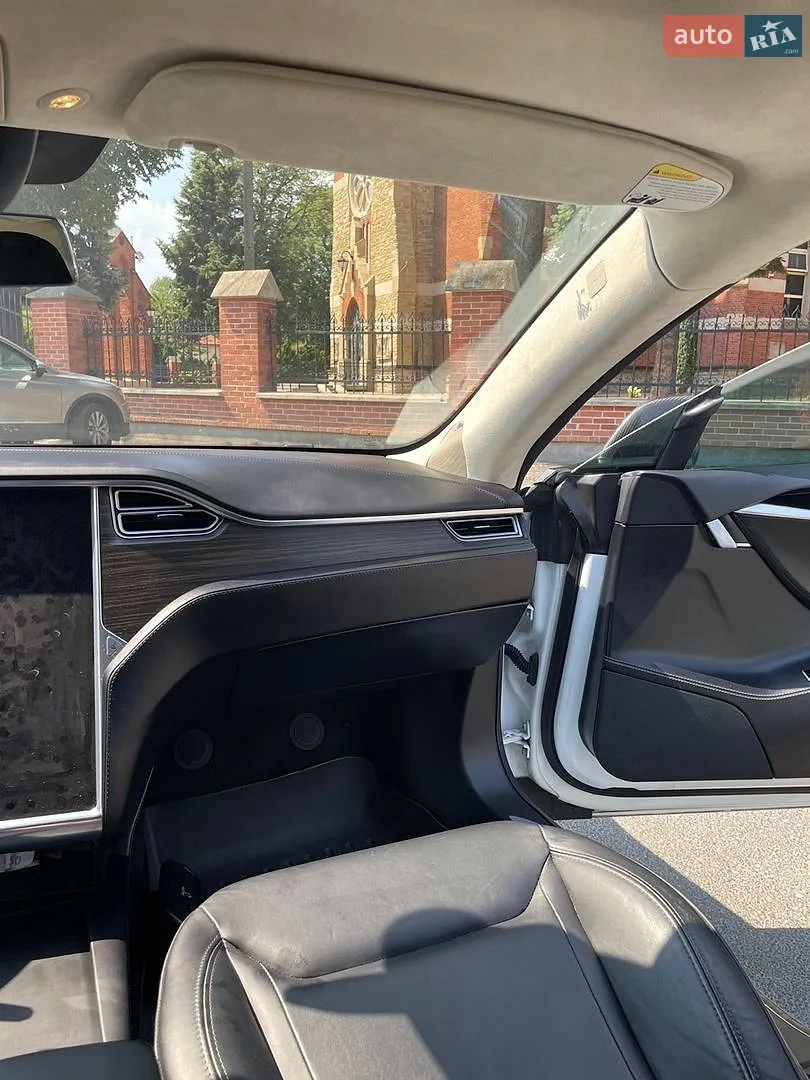 2016 Tesla Model S - мініатюра 14