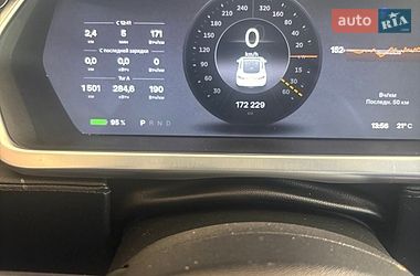 Ліфтбек Tesla Model S 2013 в Володимирі