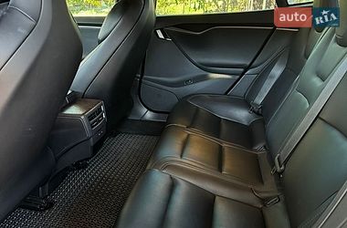 Ліфтбек Tesla Model S 2018 в Миколаєві