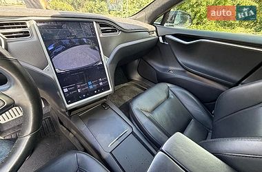 Ліфтбек Tesla Model S 2016 в Києві