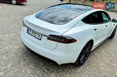 Ліфтбек Tesla Model S 2019 в Чернівцях