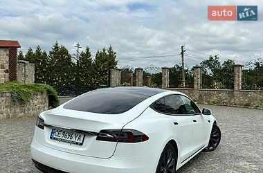 Ліфтбек Tesla Model S 2019 в Чернівцях