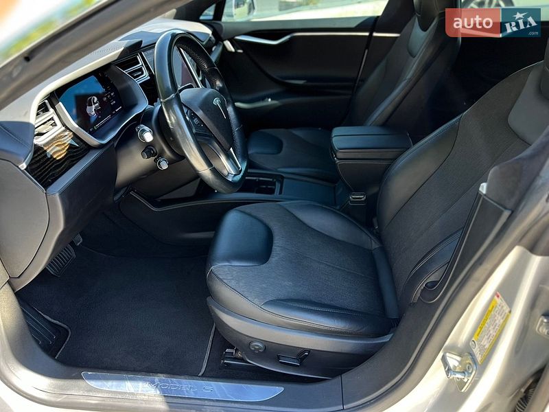 Лифтбек Tesla Model S 2016 в Одессе