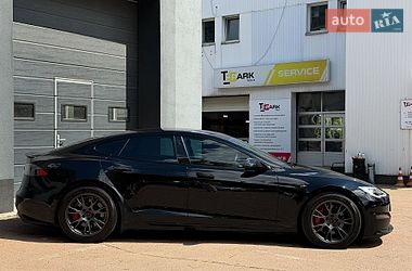Ліфтбек Tesla Model S 2021 в Києві