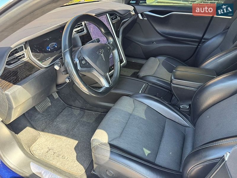 Лифтбек Tesla Model S 2017 в Софиевской Борщаговке