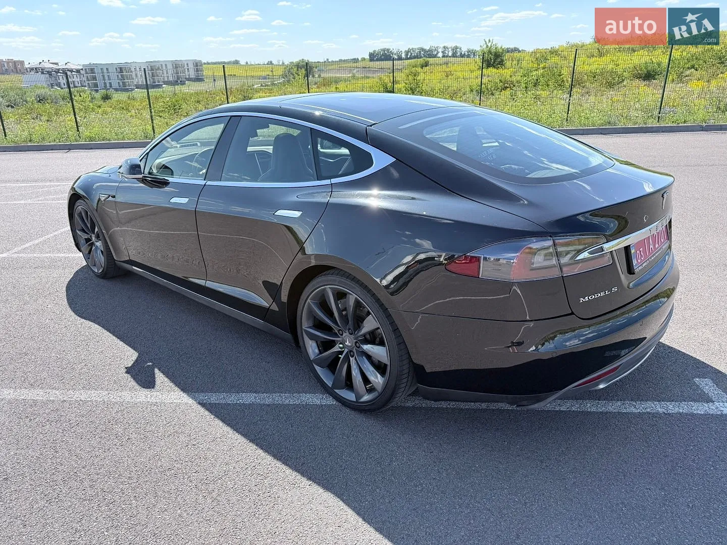 2015 Tesla Model S - мініатюра 14