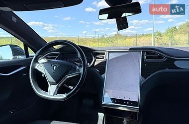 Ліфтбек Tesla Model S 2015 в Рівному