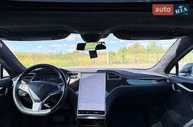 Ліфтбек Tesla Model S 2015 в Рівному