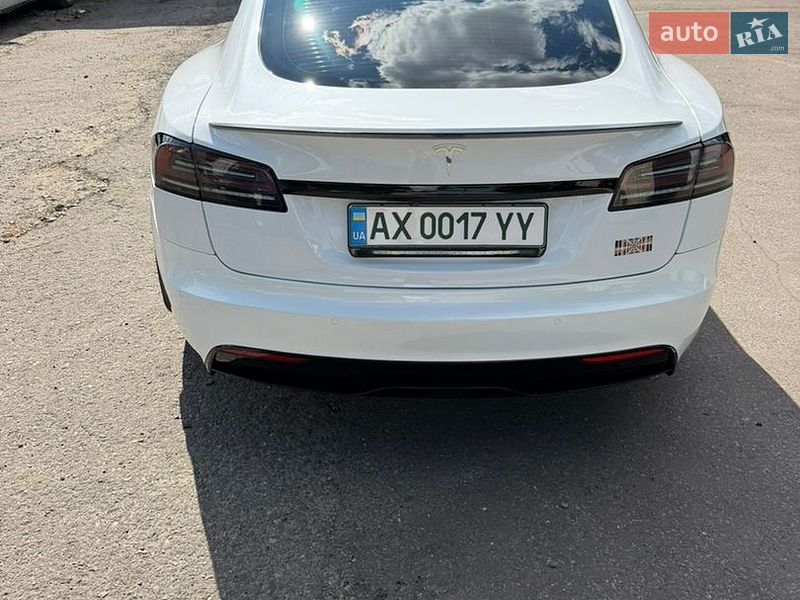 Лифтбек Tesla Model S 2022 в Харькове