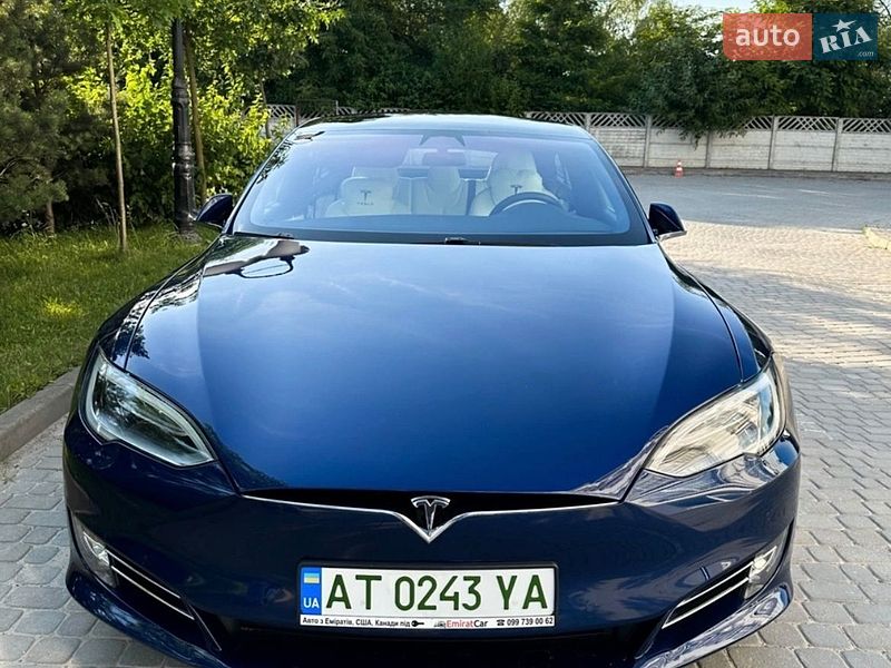 Tesla Model S 2017