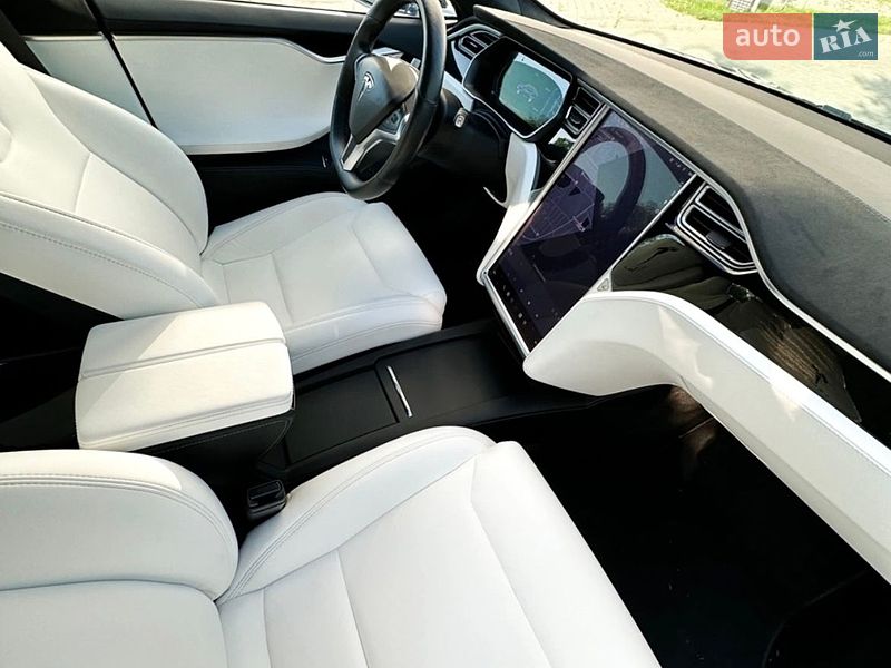 Лифтбек Tesla Model S 2017 в Ивано-Франковске фото 12 Лифтбек Tesla Model S 2017 в Ивано-Франковске
