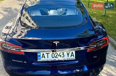 Ліфтбек Tesla Model S 2017 в Івано-Франківську