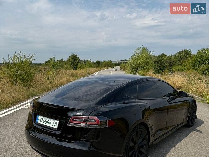Лифтбек Tesla Model S 2020 в Тернополе