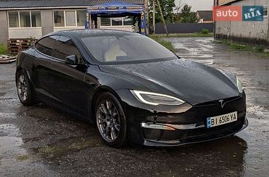 Лифтбек Tesla Model S 2021 в Миргороде