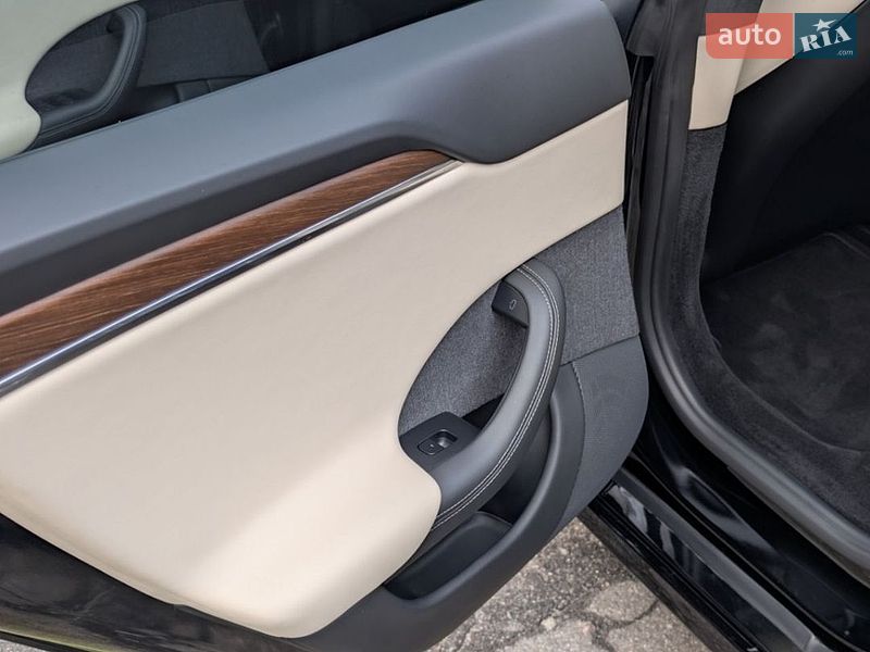 Лифтбек Tesla Model S 2021 в Миргороде фото 26 Лифтбек Tesla Model S 2021 в Миргороде