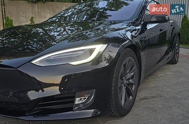 Ліфтбек Tesla Model S 2018 в Костопілі