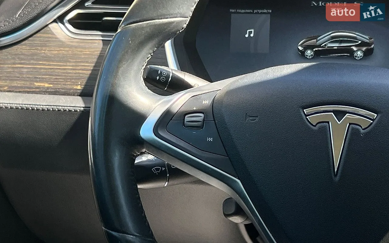 2014 Tesla Model S - мініатюра 12