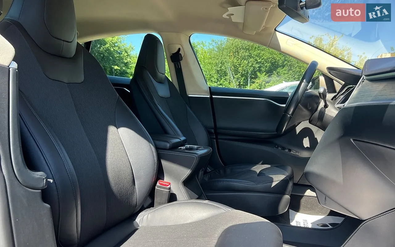 2014 Tesla Model S - мініатюра 18
