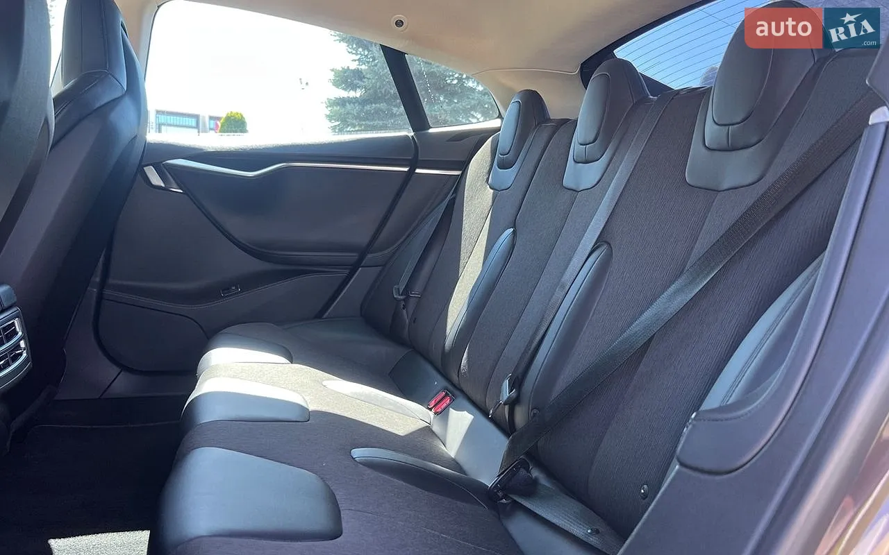 2014 Tesla Model S - мініатюра 20