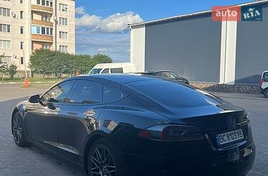 Ліфтбек Tesla Model S 2019 в Львові