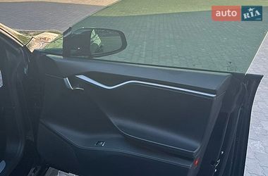 Ліфтбек Tesla Model S 2019 в Львові