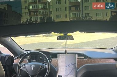 Ліфтбек Tesla Model S 2019 в Львові