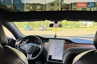 Ліфтбек Tesla Model S 2019 в Львові