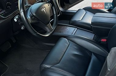 Лифтбек Tesla Model S 2019 в Стрые