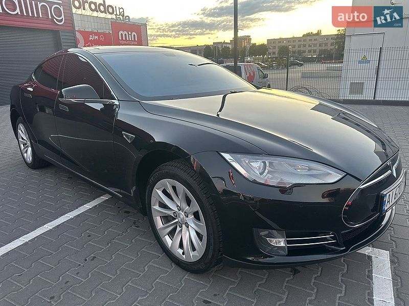 Tesla Model S 2014 Tesla Model S 2014
