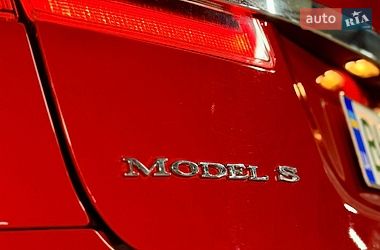 Ліфтбек Tesla Model S 2013 в Одесі