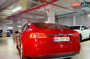Ліфтбек Tesla Model S 2013 в Одесі