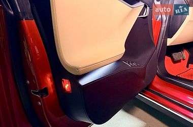 Ліфтбек Tesla Model S 2013 в Одесі