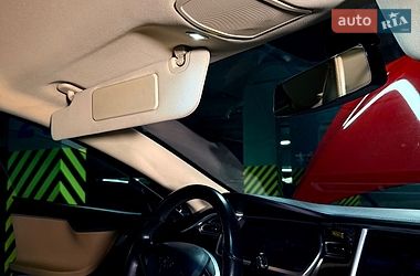 Ліфтбек Tesla Model S 2013 в Одесі