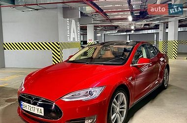 Ліфтбек Tesla Model S 2013 в Одесі